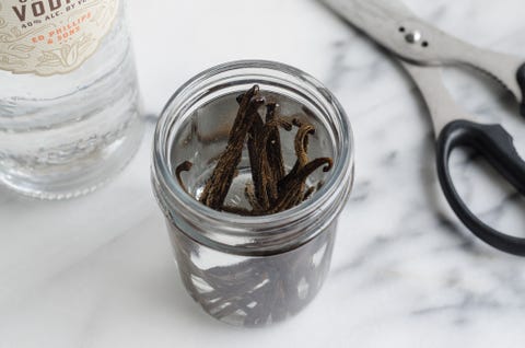 How to Make Vanilla Extract 12