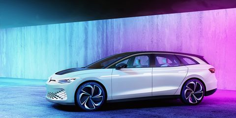 VW unveiled the&nbsp;2019 ID. Space Vizzion concept, previewing a production electric model.
