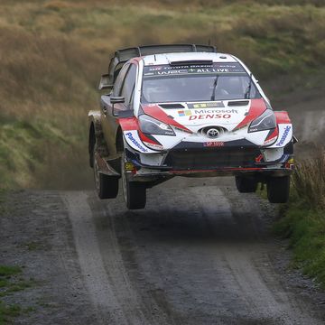 His fifth victory from the last seven rounds was topped off with maximum bonus points from the final Wolf Power Stage.
