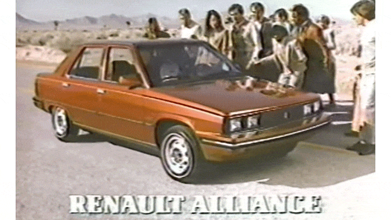  Renault Alliance es un tesoro de depósito de chatarra