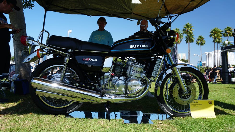 A Field Guide to the Suzuki GT750