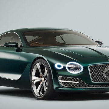 Bentley debuted the EXP 10 Speed 6 concept in Geneva in 2015, and even received a few awards for it, but the marque's focus seems to have shifted significantly in recent months.
