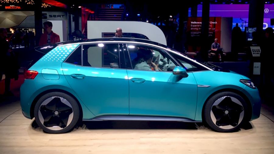 Volkswagen to debut new logo at Frankfurt show - Drive