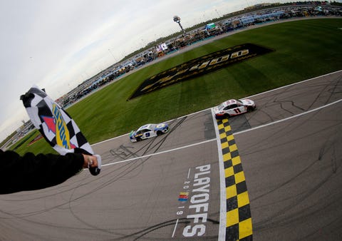 Nascar Kansas Cup Race Results Denny Hamlin Wins As Chase Elliott Narrowly Advances In Playoffs