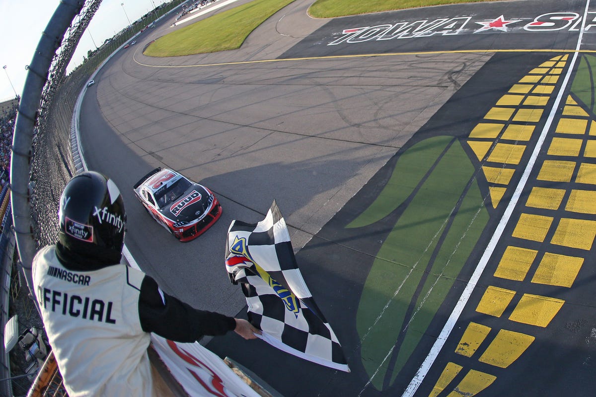 Nascar Xfinity Iowa Race Results Christopher Bell Dominates For Second Iowa Win