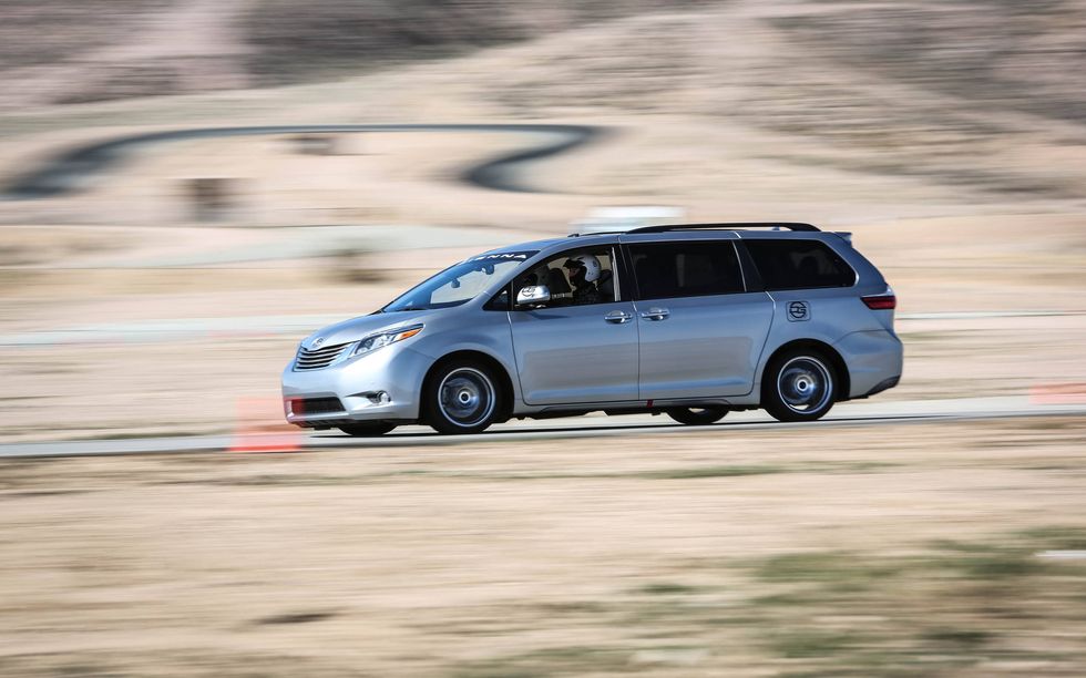2022 toyota sienna concept pictures