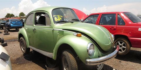 Not many rust-free Super Beetles left, but this one is getting crushed. Arizonans are spoiled.