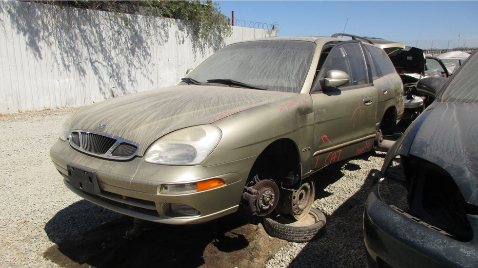 2002 Daewoo Station Wagon