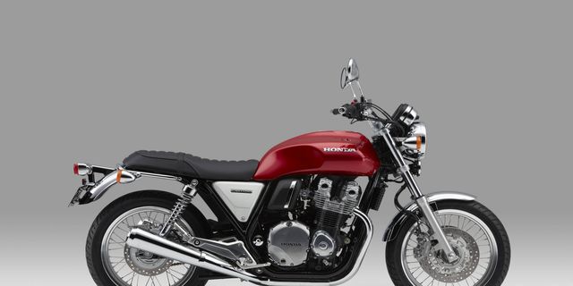17 Honda Cb1100 Ex Ride Review Retro In The Best Possible Way