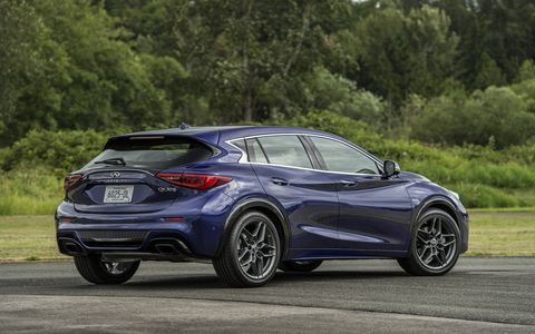 The 2018 Infiniti QX30 has a 208-hp, 2.0-liter turbocharged four-cylinder under the hood with a seven-speed dual-clutch transmission.