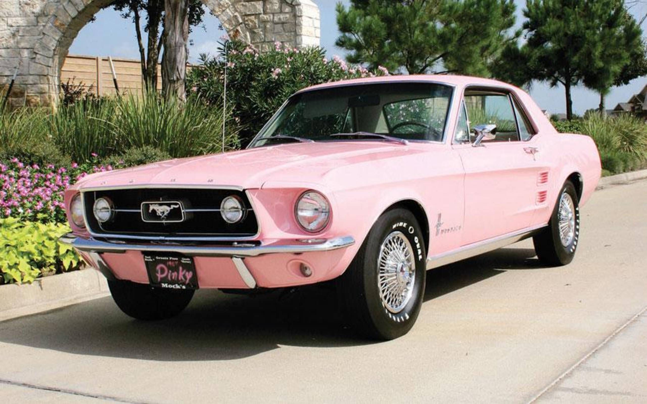 1967 Playboy Pink Ford Mustang 390: Real men drive pink