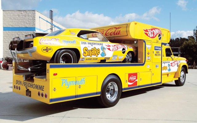 Don “The Snake” Prudhomme and the 1967 Dodge D700 Race Transporter