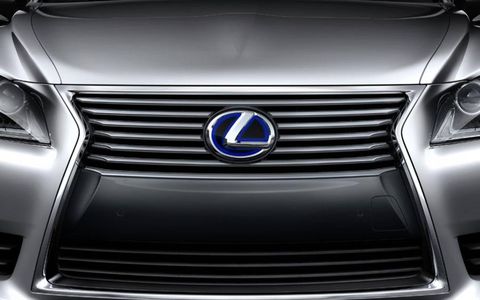 The 2014 Lexus LS 600H L has the capability to go from 0-60 in 5.6 seconds.