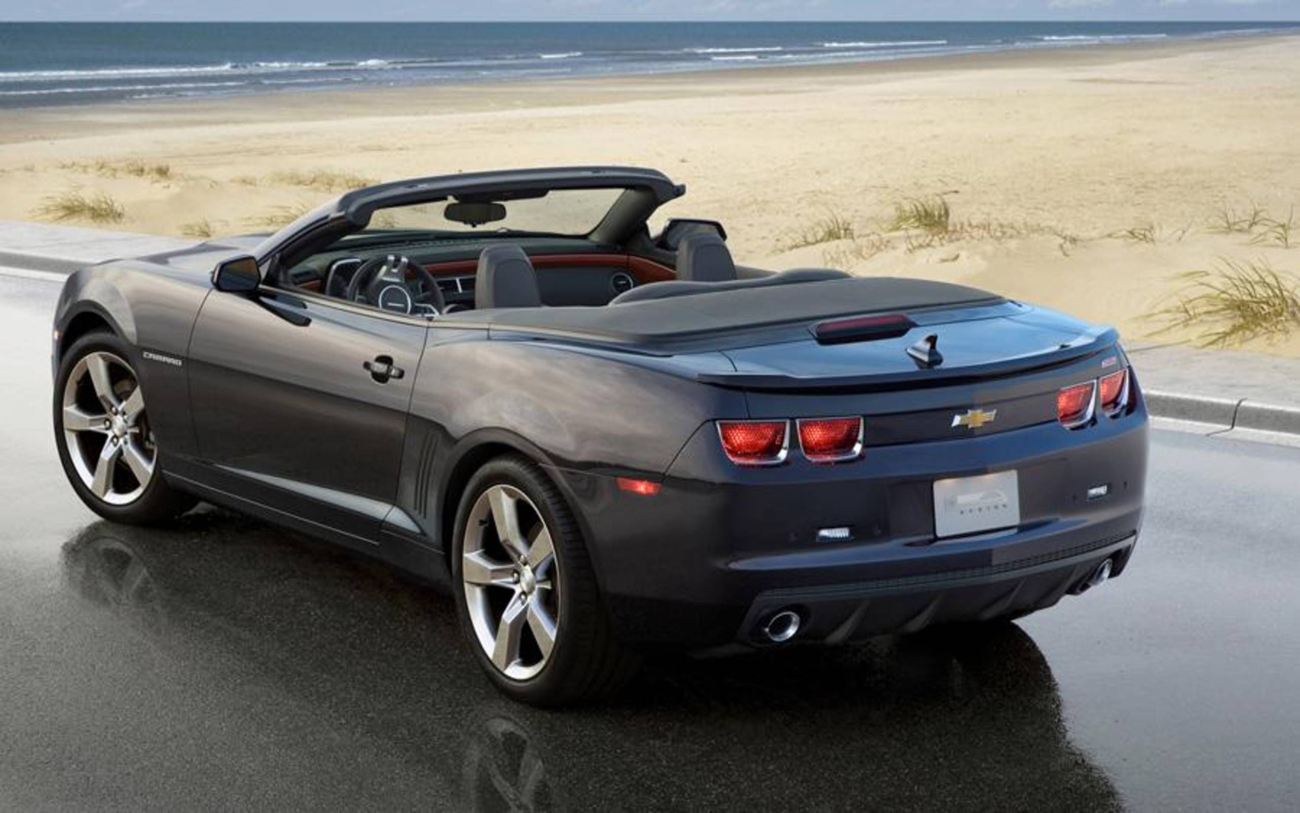 Chevrolet sets base price for the 2011 Camaro convertible at $30,000