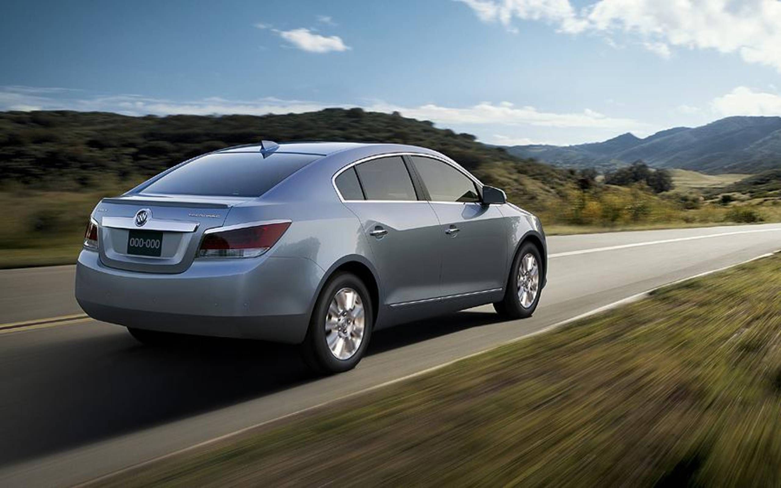 L.A. auto show Buick gives the LaCrosse an electric assist