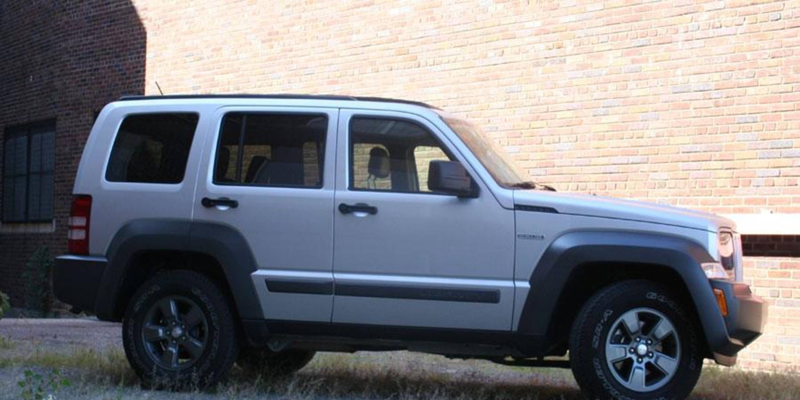 2010 jeep liberty wheels