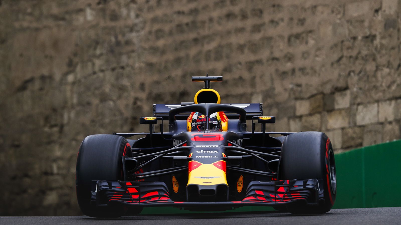 Daniel Ricciardo Leads F1 Practice In Baku