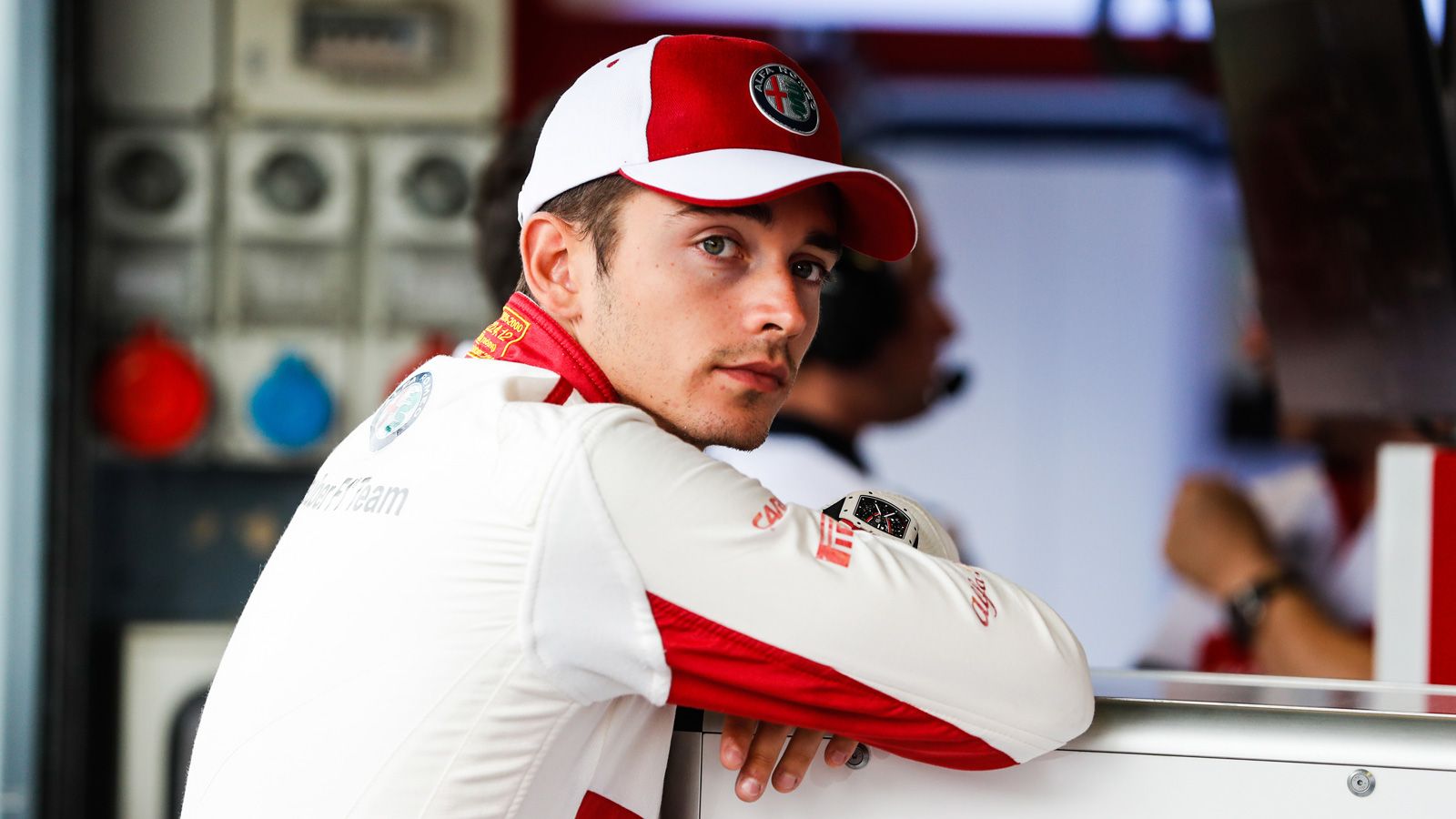 kimi raikkonen hat 2019