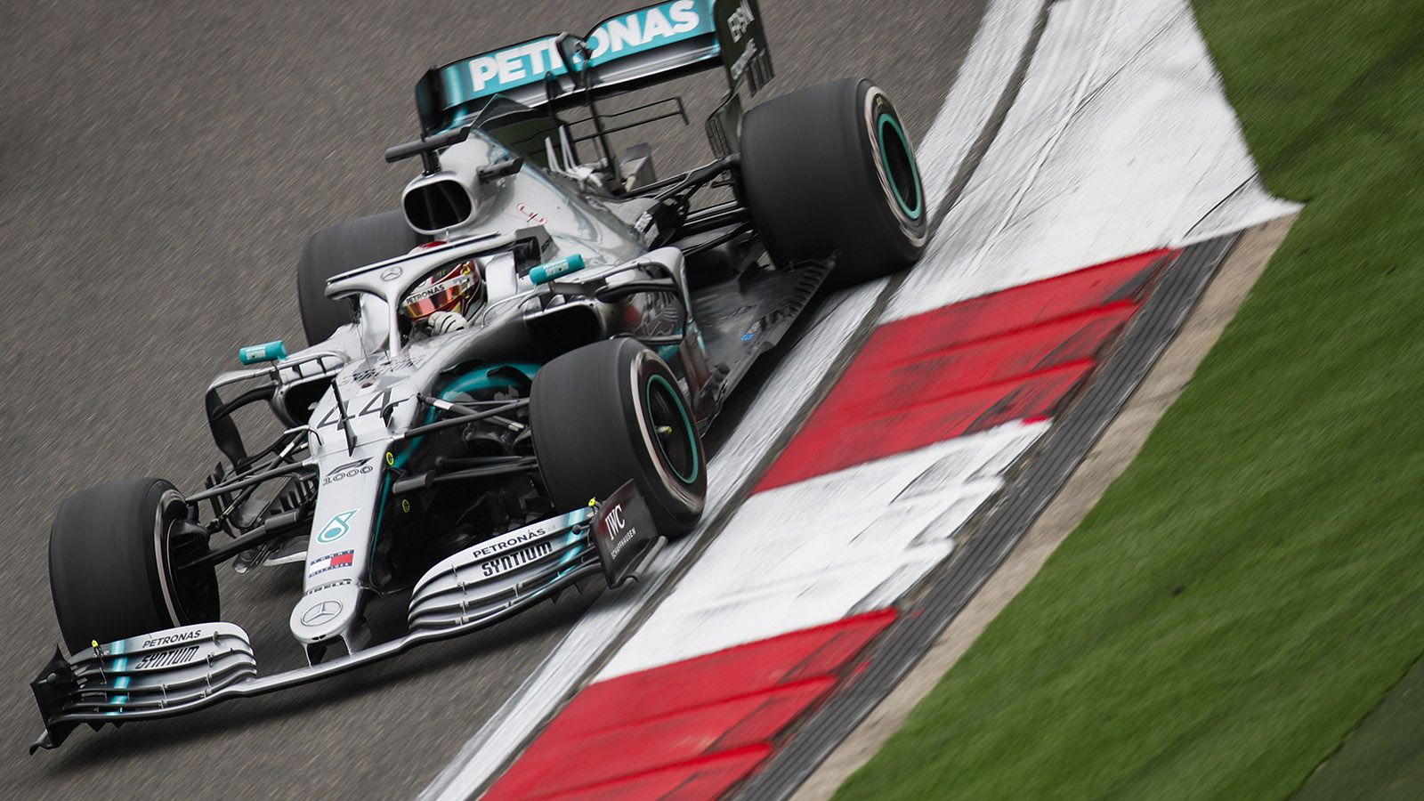 F1 Chinese Grand Prix results Lewis Hamilton leads Mercedes to victory