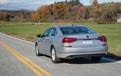 The Passat gets relatively minor changes for 2017. The trims have been repositioned, with driver assistance, connectivity and convenience features being moved into lower trim lines.