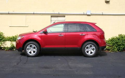 Driver's Log Gallery: 2011 Ford Edge SEL