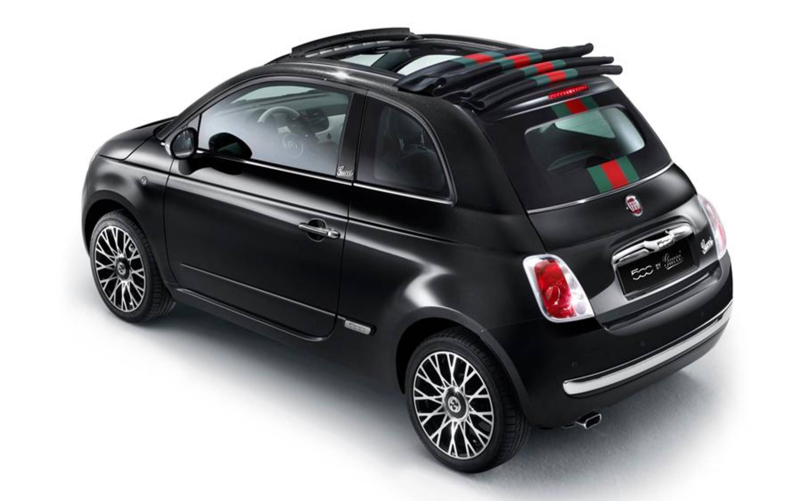 Fiat 500 by Gucci interior