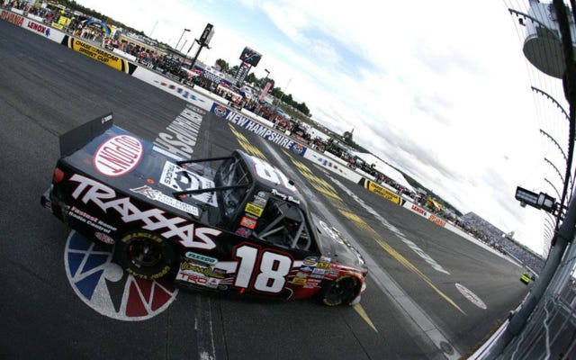 Nascar Kyle Busch Romps To Truck Series Win In New Hampshire