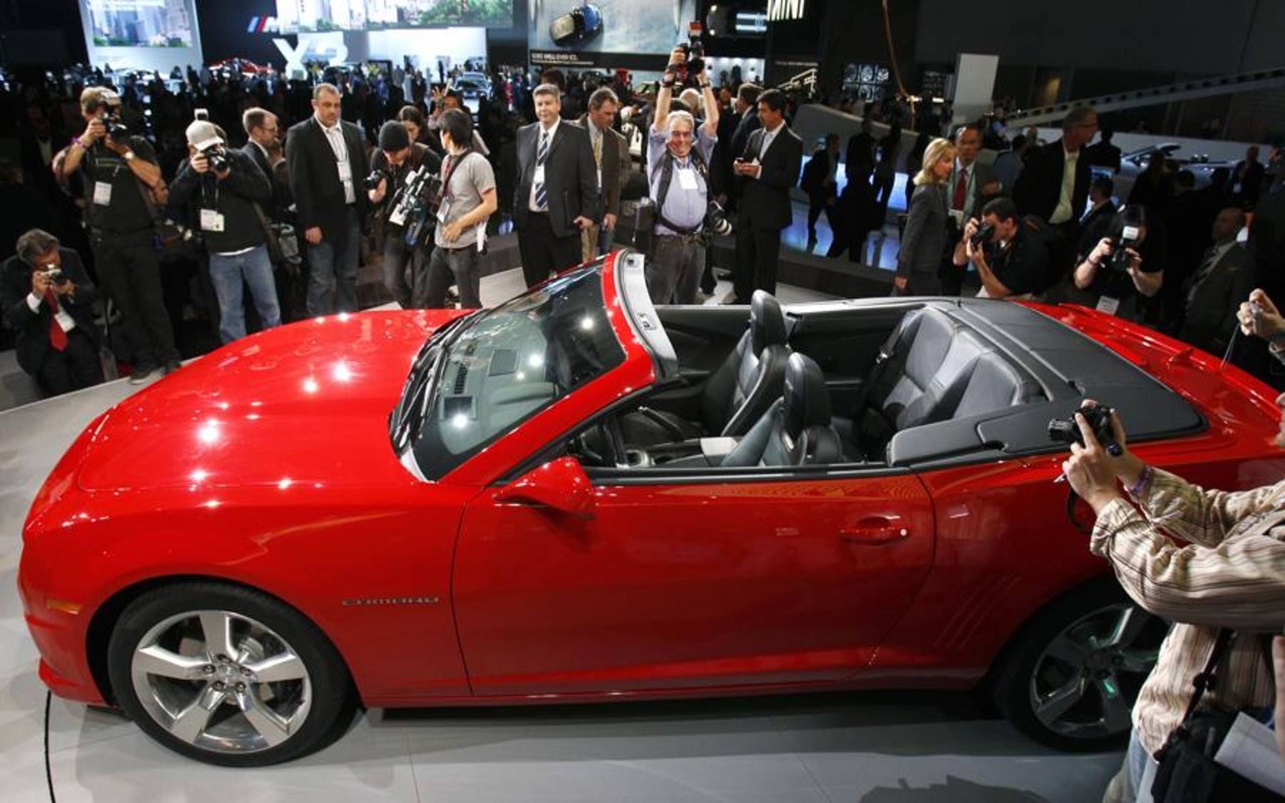 Super Bowl MVP Aaron Rodgers Wins 2011 Chevrolet Camaro Convertible