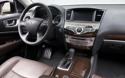 View of the 2013 Infiniti JX front seat and control panel