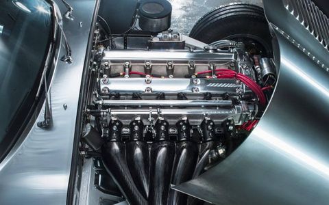 The Eagle Low Drag GT gets a all-aluminum 4.7-liter I6 engine.
