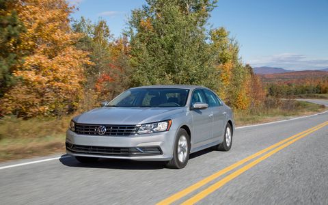 The Passat gets relatively minor changes for 2017. The trims have been repositioned, with driver assistance, connectivity and convenience features being moved into lower trim lines.