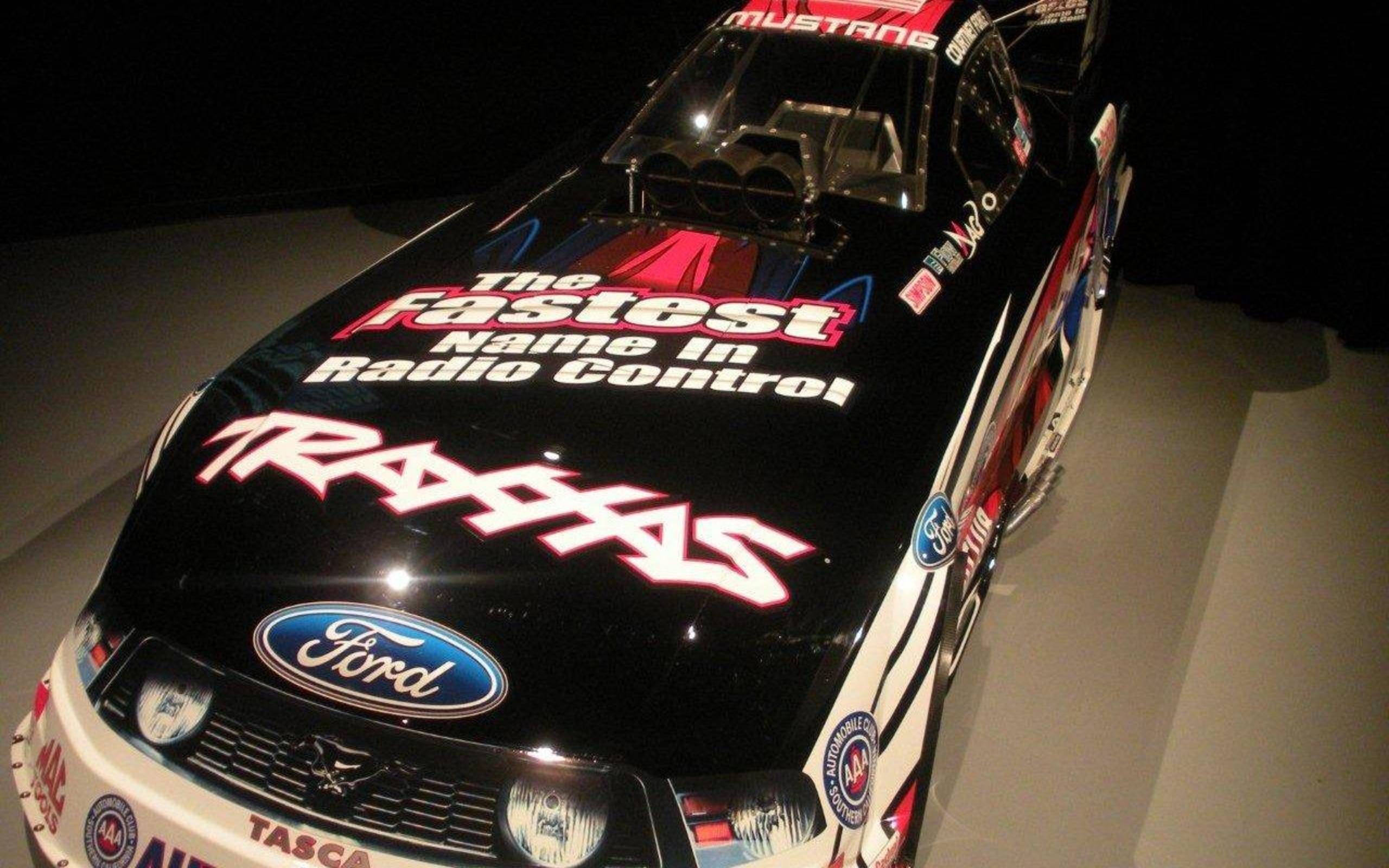 Traxxas john sales force funny car