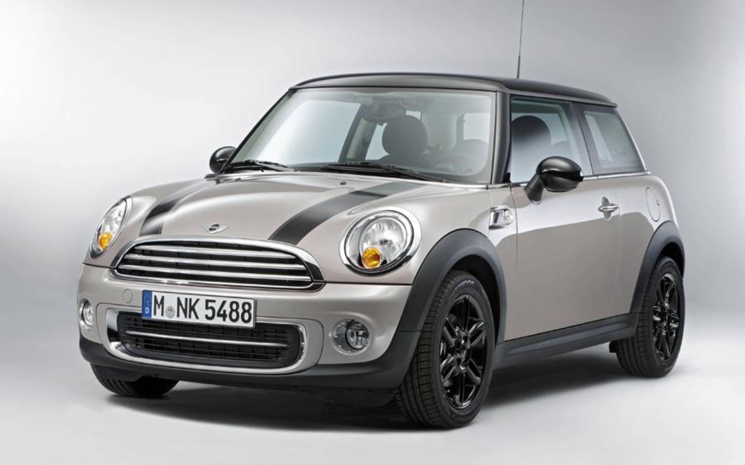 Mini introduces two special editions