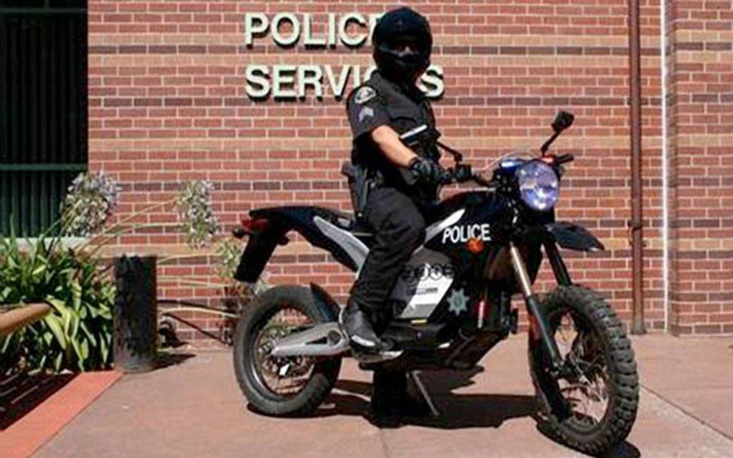 Zero deals police motorcycle