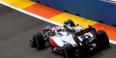 Lewis Hamiton narrowly avoided a penalty, but still managed to finish second in F1 qualifying.