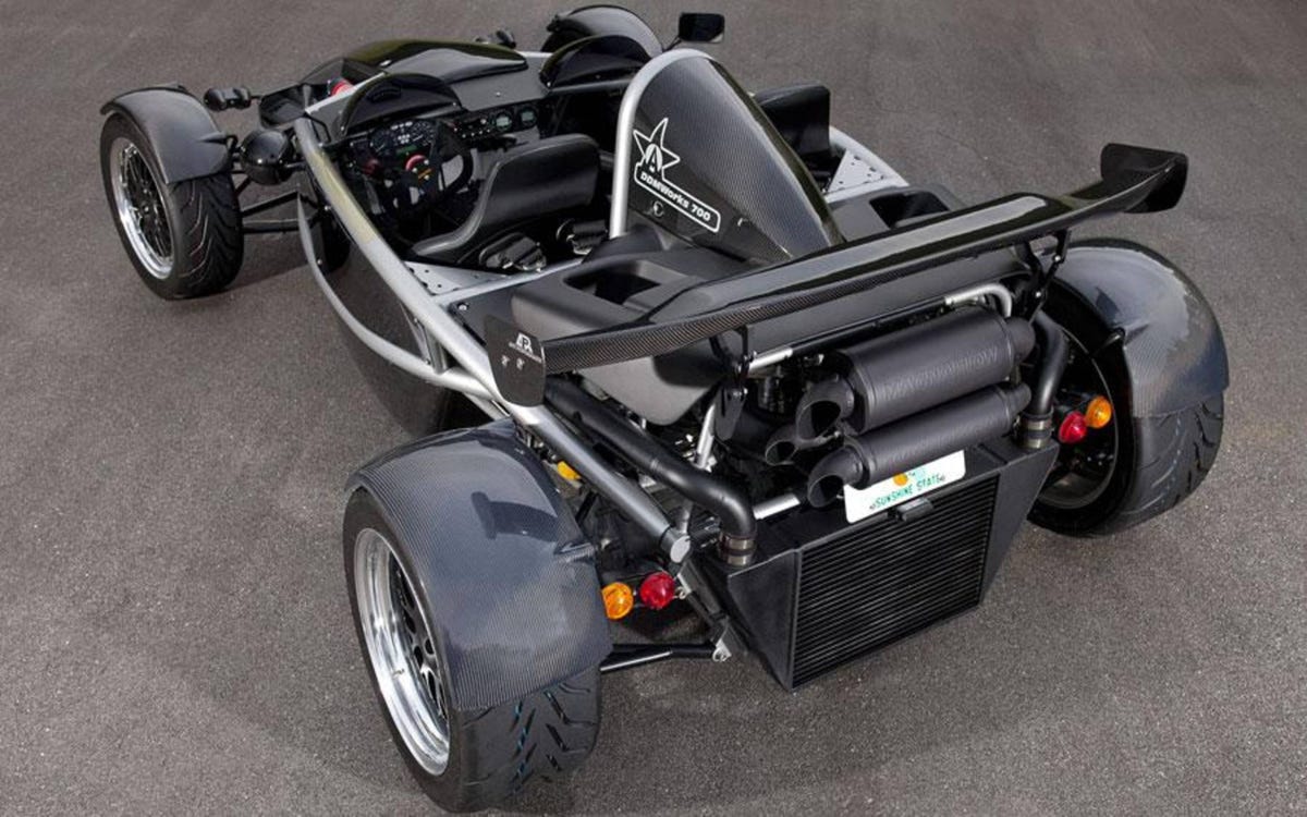 Задний двигатель. Ariel Atom 700. Ariel Atom 700 ddmworks. 2012 Ariel Atom 700 ddmworks. Болид Ariel Atom.