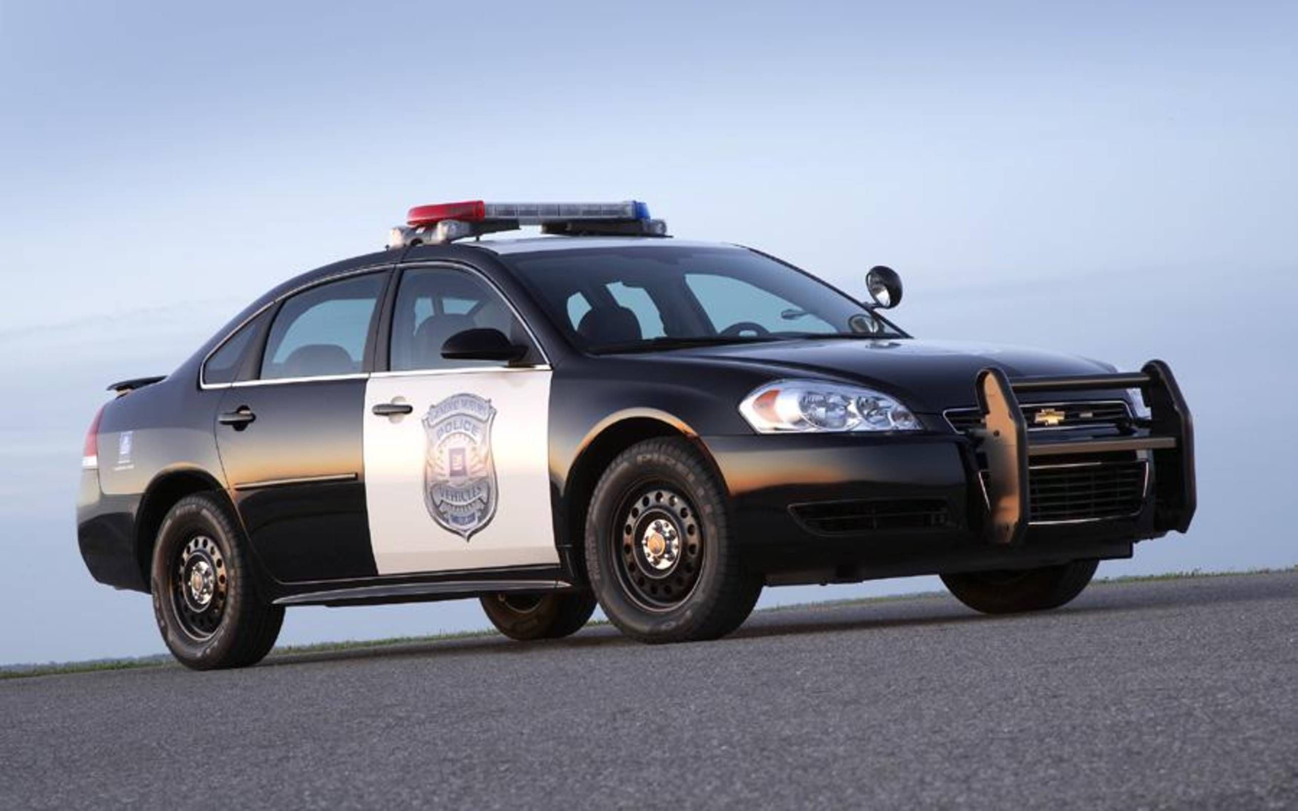 Машина милиционера. Шевроле каприз 2011 полиция. Chevrolet Impala 2014 Police. Chevrolet Impala полицейский. Chevrolet Impala 2020 Police.