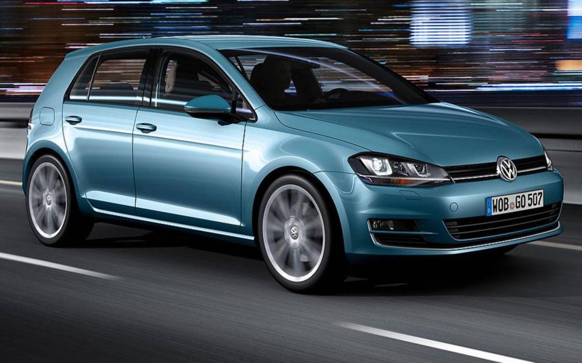 Redesigned Volkswagen Golf revealed: Familiar look cloaks new platform ...