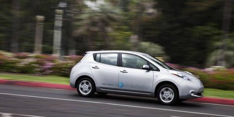 Cars like the Nissan Leaf turned out all across the country for National Plug In Day events.