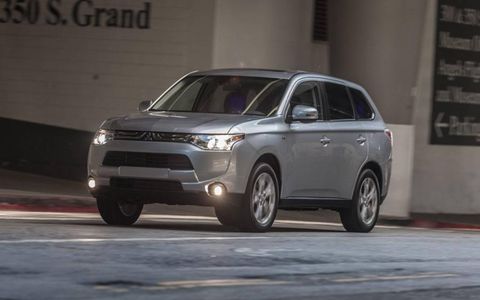 The 2014 Mitsubishi Outlander GT was unveiled at the LA Auto Show.