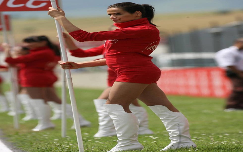 Grid Girls In Boots