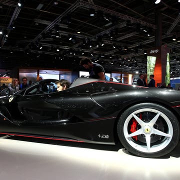 Ferrari showed off its limited edition Ferrari LaFerrari Aperta in Paris.