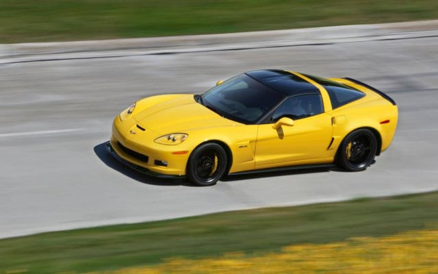 2013 Chevrolet Corvette Z06 drive review gallery