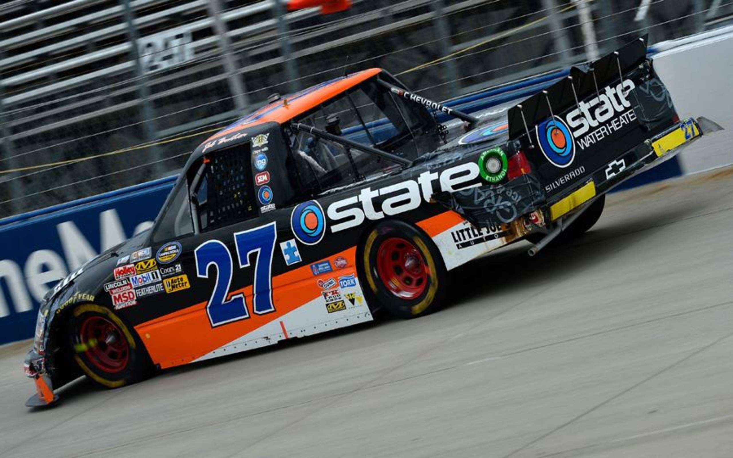 Jeb Burton turns heads at Daytona trucks practice