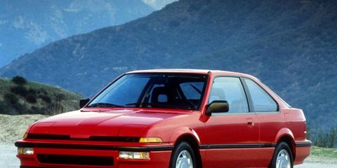 Acura debuted a cabrio variant of the Legend at the 1988 Geneva motor show.