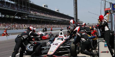 A consulting group suggested that IndyCar should conduct a 15-race schedule from April to August followed by an international schedule of races in the offseason.