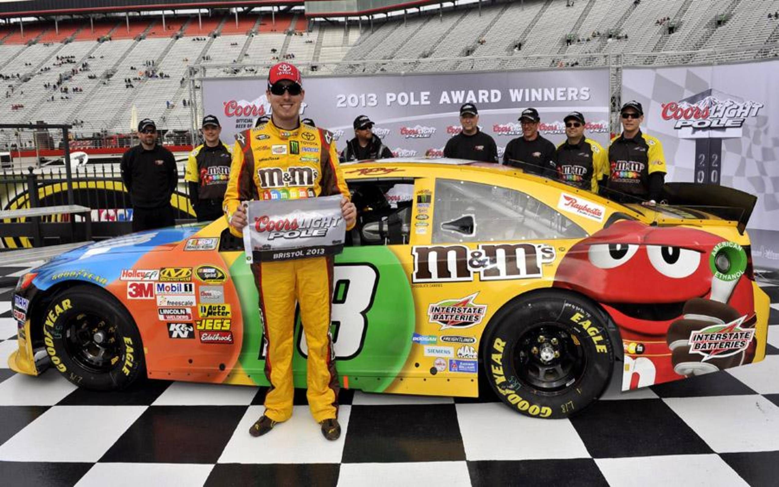 Kyle Busch Wins Pole For NASCAR Sprint Cup Series Race At Bristol