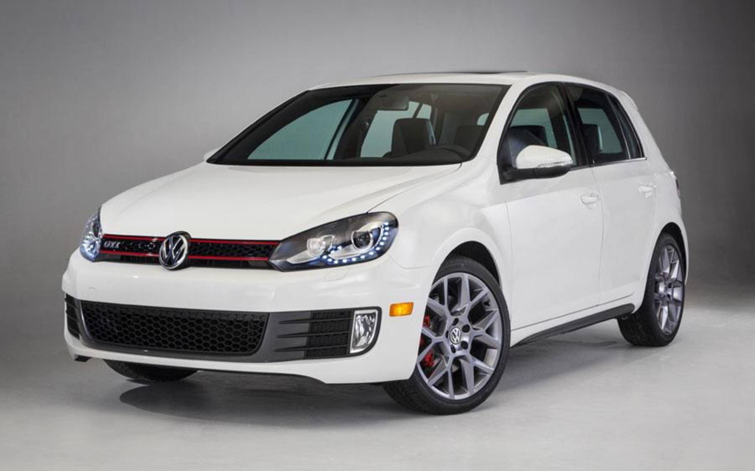 2024 Volkswagen GTI 380 marks end of manual transmission in