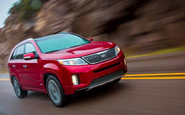 The Kia Sorento SXL shoots for the high ground in the crossover category.