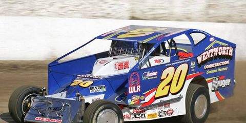 Brett Hearn (pictured) along with Stewart Friesen and Larry Wight all won at Super DIRT Week.